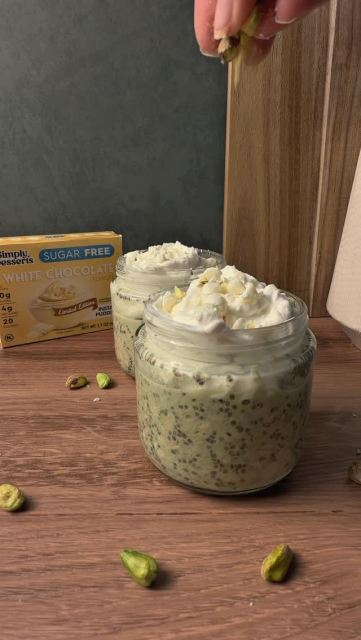 White Chocolate Pistachio Overnight Oats 🤍
If you’re looking for a high protein overnight oats recipe, this one tastes like dessert but keeps you full all morning. Creamy, lightly sweet and packed with pistachio flavor and 30g of protein!
✨ Ingredients
• 1/2 cup rolled oats
• 1 scoop @nakednutrition Vanilla Naked Whey ISO
• 1 tbsp chia seeds
• 1/2 cup unsweetened almond milk (add a splash more if went them thinner)
• 1 tbsp pistachio butter
• 1 tsp pure maple syrup
• 1/2 tsp vanilla extract
Mix everything together and refrigerate overnight.
In the morning, top with:
• Greek yogurt
• 2 tsp @simplydessertsnatural White Chocolate pudding mix
• White chocolate chips
• Crushed pistachios
I love using Simply Desserts because it’s sugar-free, low calorie and actually tastes like real white chocolate. It adds that creamy dessert flavor without loading your breakfast with extra sugar.
You’ll find all the products I used linked in my bio.
#overnightoats #highprotein #easyfood #healthybreakfast #easyrecipes