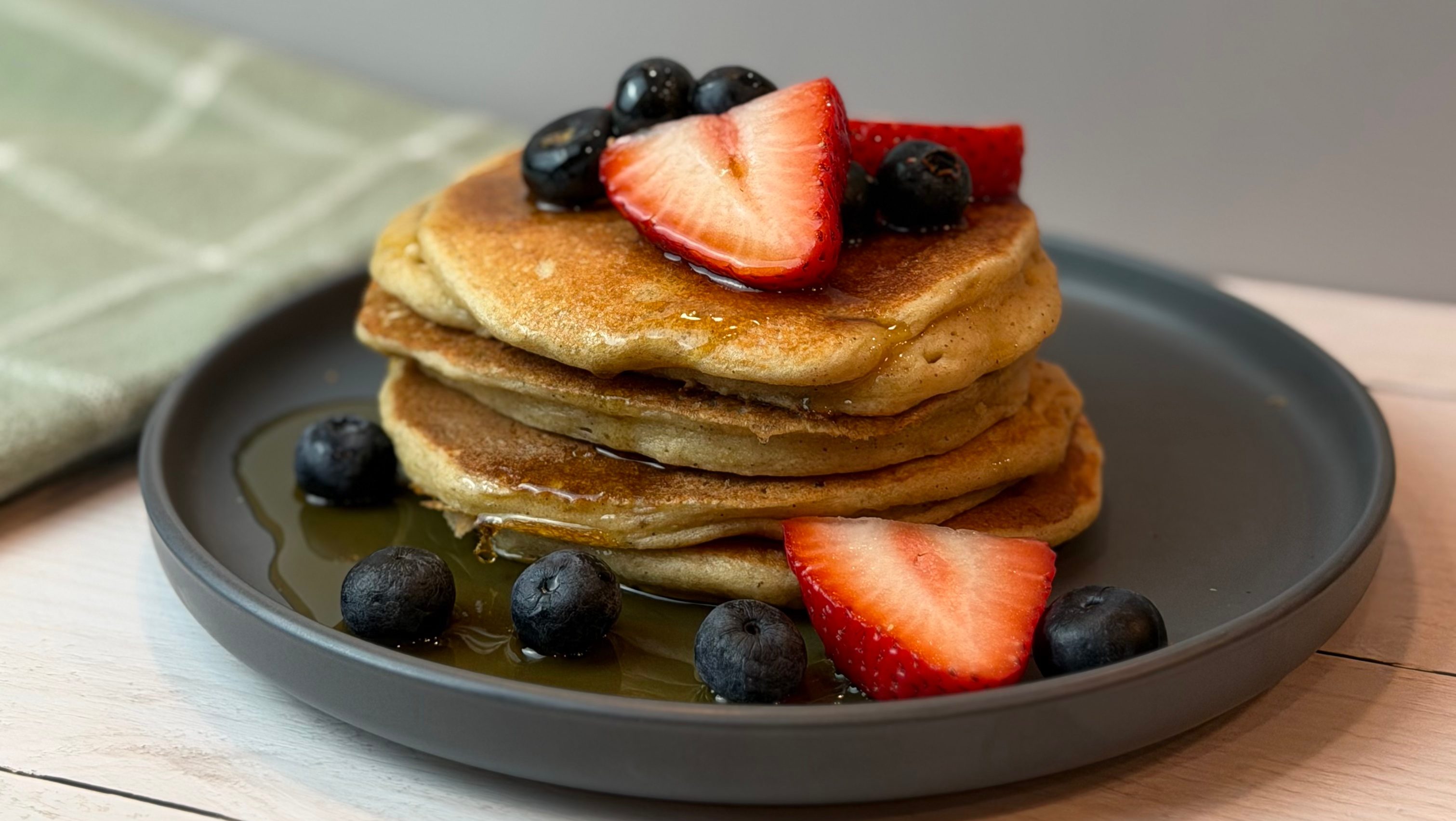 Greek Yogurt Oat Pancakes