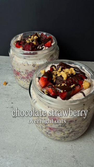Chocolate Strawberry Overnight Oats

If you want a healthy breakfast that tastes like dessert, this is one of the easiest ways to do it.

Creamy strawberry oats with a thick chocolate yogurt layer on top… sweet, balanced and actually filling.

It’s packed with fiber, protein and real ingredients that support digestion and keep your energy steady instead of crashing mid-morning.

Prep it the night before and breakfast is done.

What’s in it:
oats, chia seeds, almond milk, strawberries, Greek yogurt, @simplydessertsnatural sugar free chocolate pudding mix

This is one of those easy overnight oats recipes that works for meal prep, busy mornings or when you want something sweet but still balanced.

✨Full recipe in my bio

#easyrecipe #overnightoats #healthyeating #healthyrecipes #healthymadeeasy